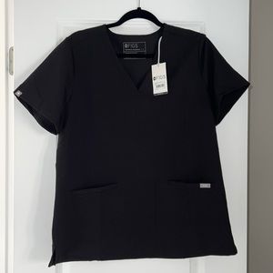 NWT Figs black top